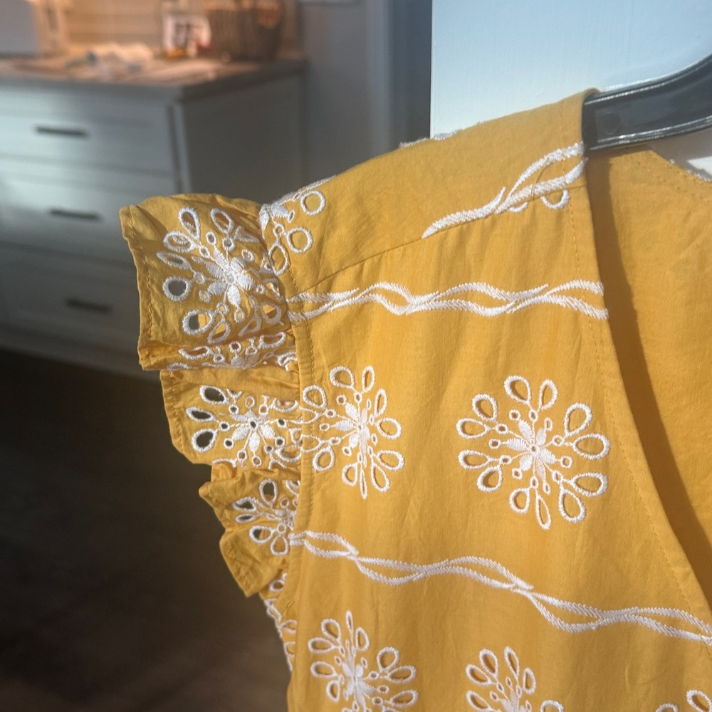 LOFT NWT Mustard Yellow Embroidered Oversized Flutter Sleeve Dress XS - Picture 3 of 9